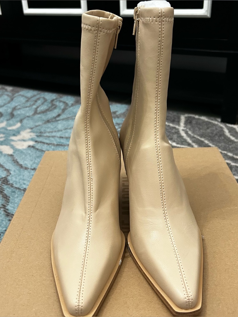 Women's Steve Madden Briane Pointed Toe Cream Ankle Boot 5.5